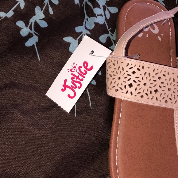 Sandals - Picture 2 of 5